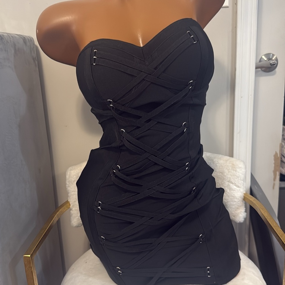 Fashion Nova bodycon black tube dress